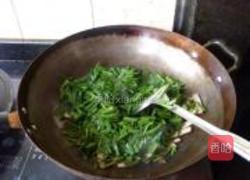 韭菜豆干小炒的做法图解7