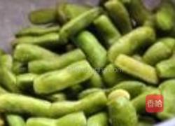 爆炒毛豆的做法图解1
