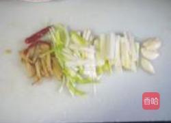 葱香焖羊排的做法图解3
