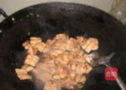 榨菜辣椒炒肉的做法图解3