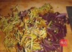 凉拌野蕨菜的做法图解1