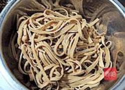 香卤豆皮拌豆苗的做法图解8
