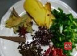 肥肠麻辣香锅的做法图解4