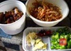 五花鱿鱼丝的做法图解1