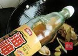 香菇焖鸡翅的做法图解6