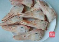 干锅鸭头的做法图解1