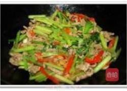 芹菜泡椒炒牛肉的做法图解13