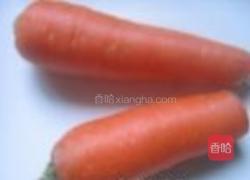 回锅胡萝卜的做法图解1