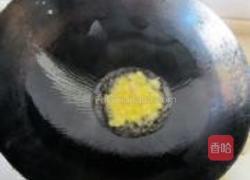 大辣椒炒黑米饭的做法图解2