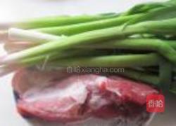 家常炒蒜苗的做法图解1