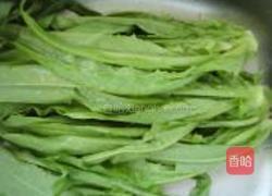 素炒油麦菜的做法图解1