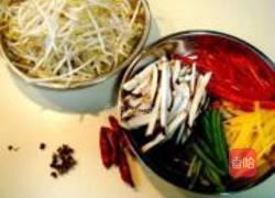 酸辣五色炒银牙的做法图解2