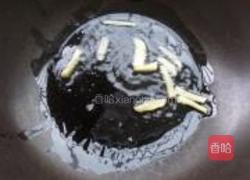 苏子叶泡菜烧鲫鱼的做法图解4