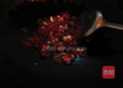 腊肠包菜炒粉丝的做法图解3