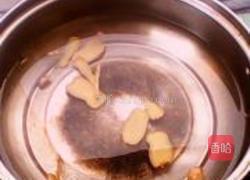 酸辣猪皮冻的做法图解5