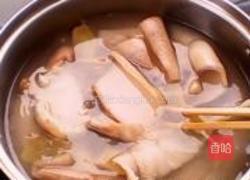 酸辣猪皮冻的做法图解7