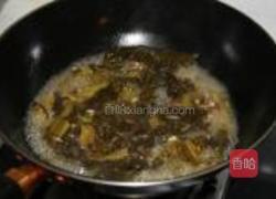 山寨酸菜鲨鱼块的做法图解3