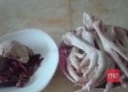 红烧鸡爪的做法图解1