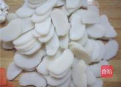 番茄酱炒年糕的做法图解1