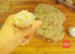 自制鲮鱼丸萝卜汤的做法图解5