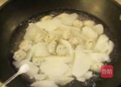 自制鲮鱼丸萝卜汤的做法图解9