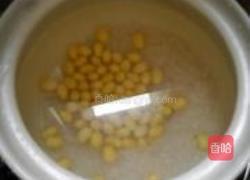 荠菜黄豆粥的做法图解4