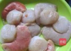 姜葱扇贝蘑菇的做法图解1