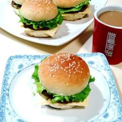 牛肉汉堡包的做法[图]