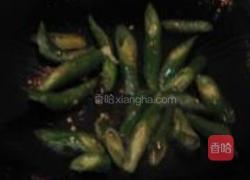 小辣椒炒鸡蛋的做法图解5