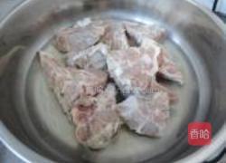 西瓜皮炖颈骨的做法图解6