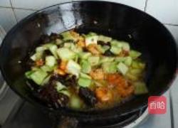 黄瓜炒大虾的做法图解12