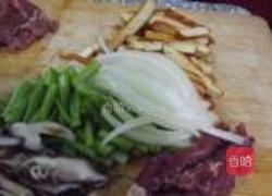 芹菜香干的做法图解1