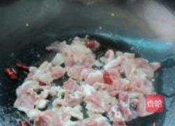 辣椒炒瘦肉的做法图解2