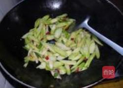 芥兰炒腊肉的做法图解6