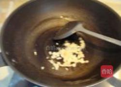 萝卜叶炒火腿的做法图解6