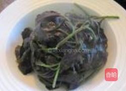 皮蛋上汤紫贝菜的做法图解6