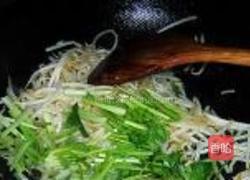 爆炒豆芽的做法图解6