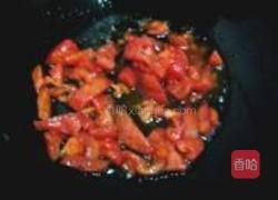 蒜香番茄炒西兰花的做法图解3