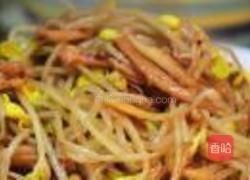 鱿鱼爆黄豆芽的做法图解7