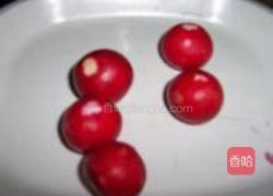 酸甜樱桃小萝卜的做法图解1
