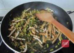 雪菜香干炒肉丝的做法图解8