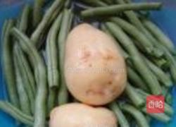 排骨芸豆炖土豆的做法图解2