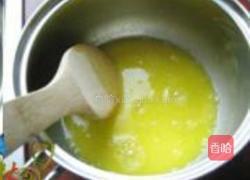 花生油戚风蛋糕的做法图解3