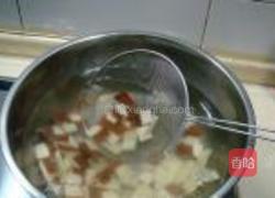 西芹香干炒腊味的做法图解1