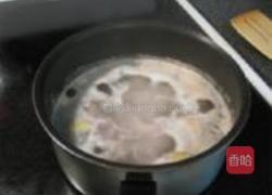 排骨汤的做法图解2