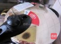 鲜菇鸡汁煲的做法图解4