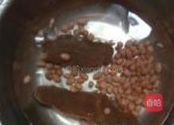 猪尾巴炖萝卜干的做法图解3