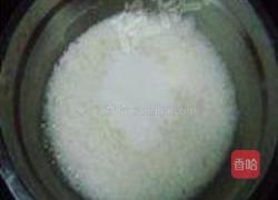 橙汁提子卷的做法图解4