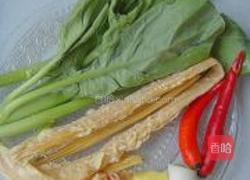 腐竹海米烧芥蓝的做法图解1