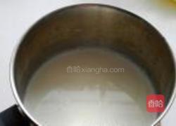 蜜豆鲜奶冰淇淋的做法图解5
